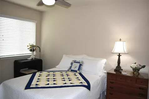 1522 Wedgewood Cove Lockhart TX 78644