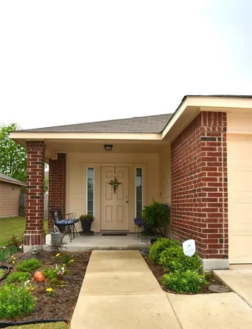 1522 Wedgewood Cove Lockhart TX 78644