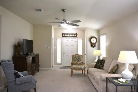 1522 Wedgewood Cove Lockhart TX 78644