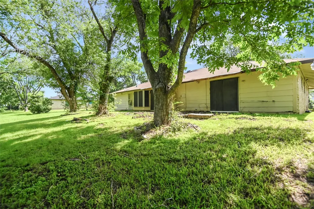 4614 Bundyhill Drive Austin TX 78723
