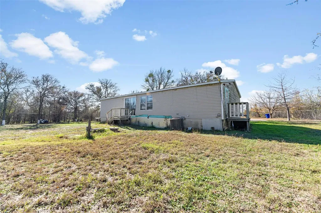 214 The Ranch Road Del Valle TX 78617
