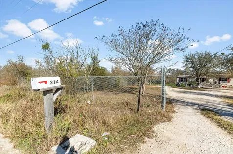 214 The Ranch Road Del Valle TX 78617
