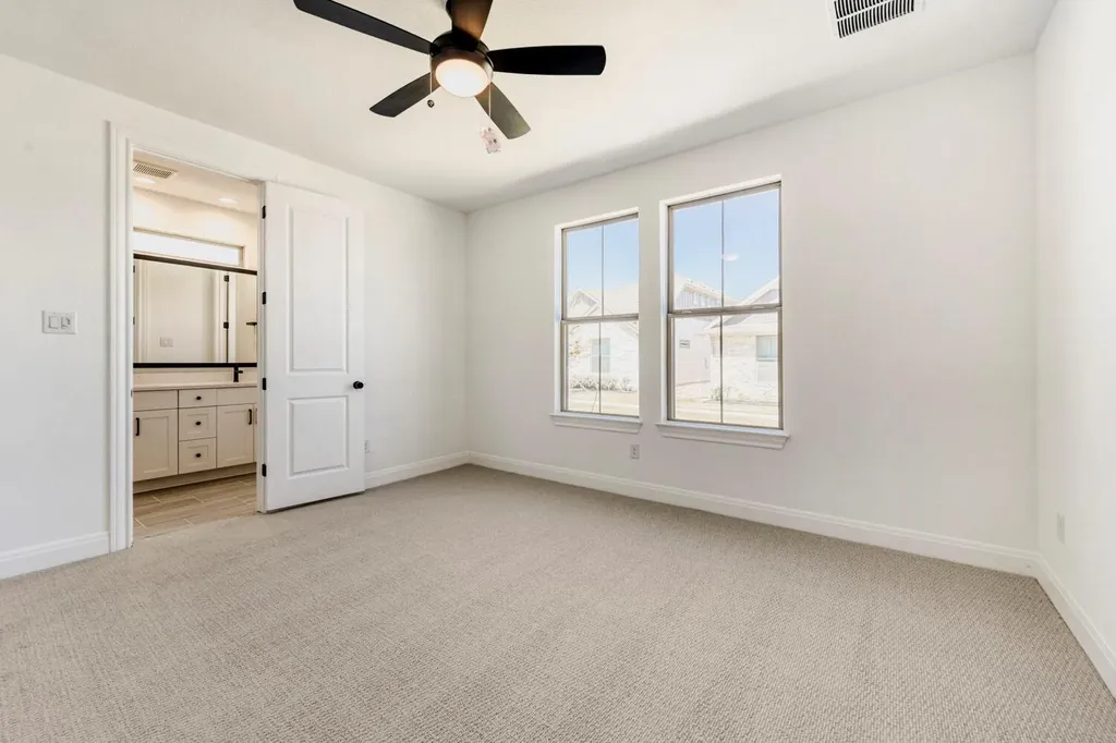 338 Orleanian Drive Buda TX 78610