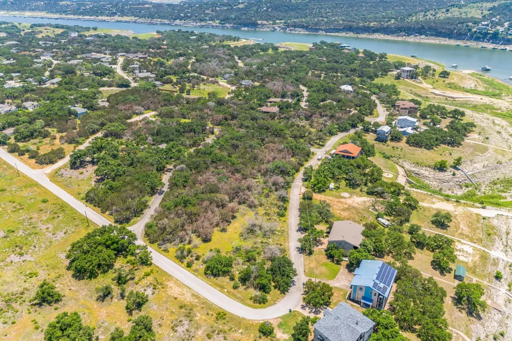 1604 Dove Road Lago Vista TX 78645