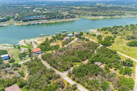 1604 Dove Road Lago Vista TX 78645