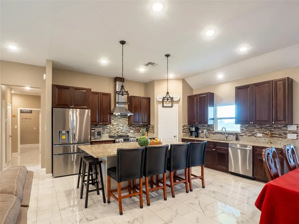 140 Daniel Drive Bertram TX 78605