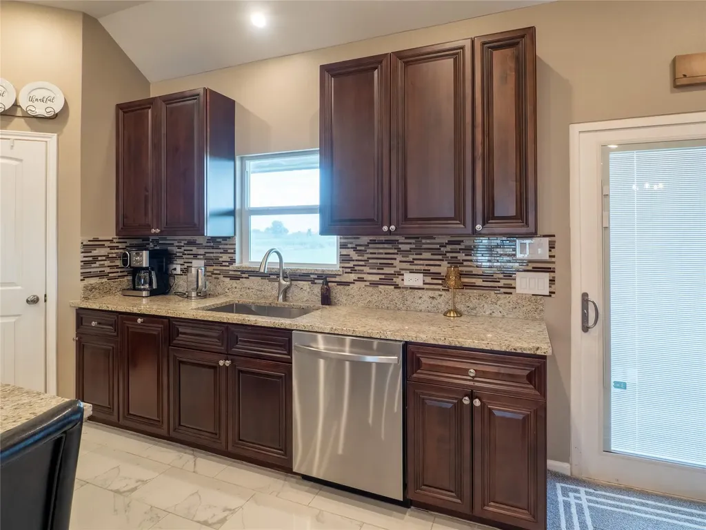 140 Daniel Drive Bertram TX 78605