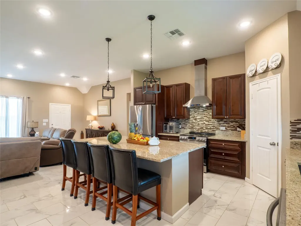 140 Daniel Drive Bertram TX 78605