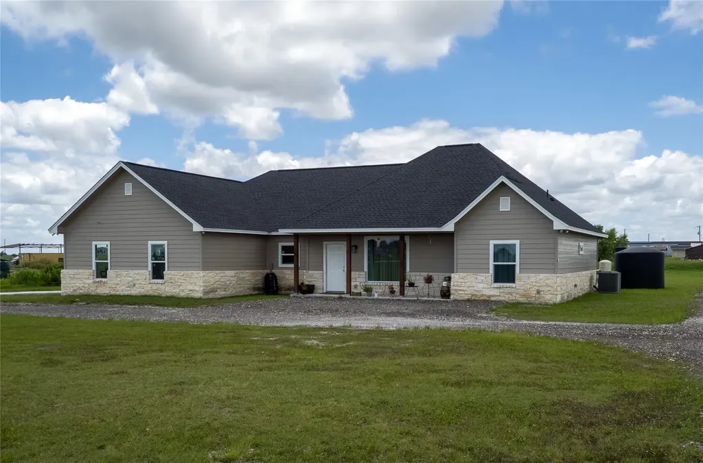 140 Daniel Drive Bertram TX 78605