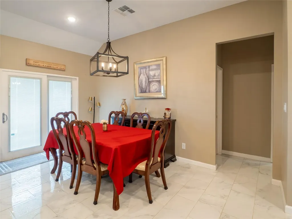 140 Daniel Drive Bertram TX 78605