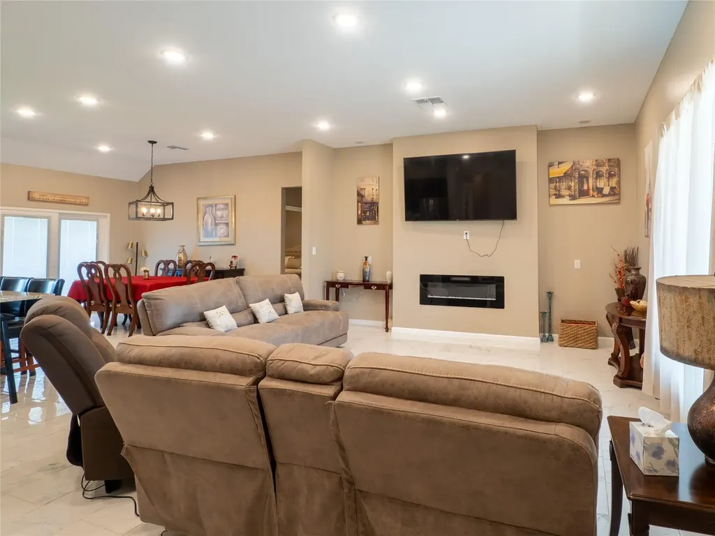 140 Daniel Drive Bertram TX 78605