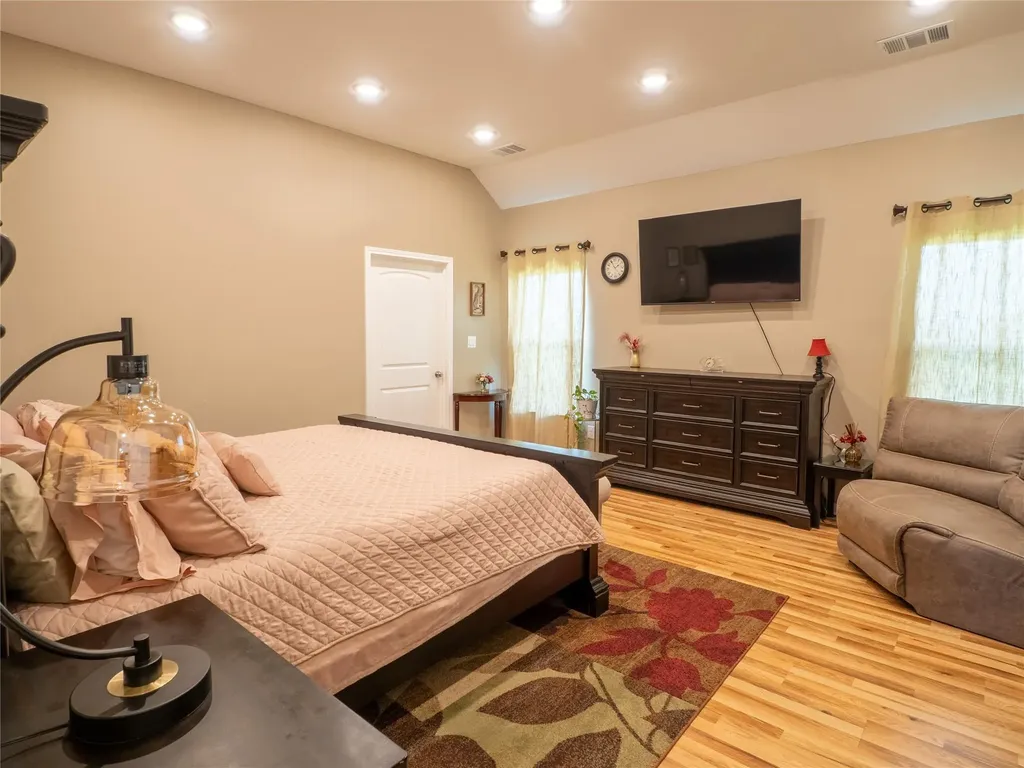 140 Daniel Drive Bertram TX 78605