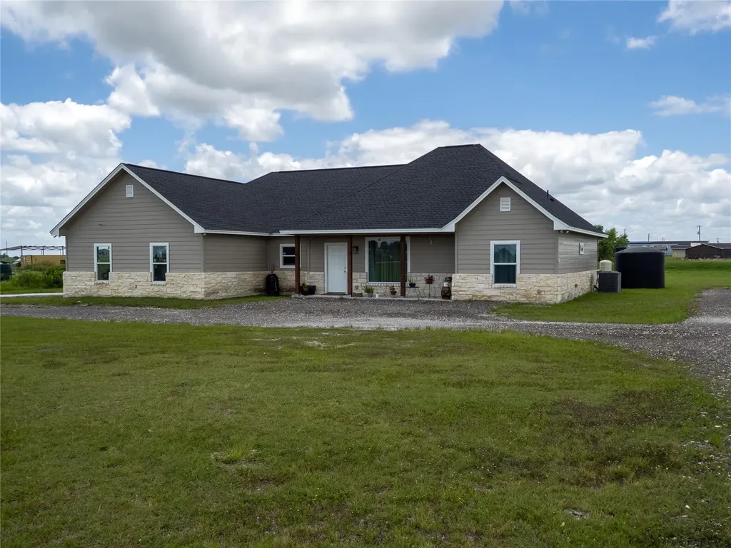 140 Daniel Drive Bertram TX 78605