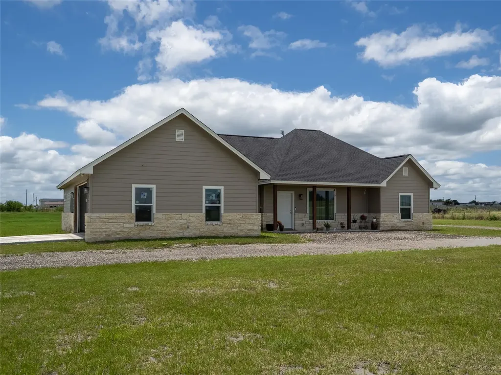 140 Daniel Drive Bertram TX 78605