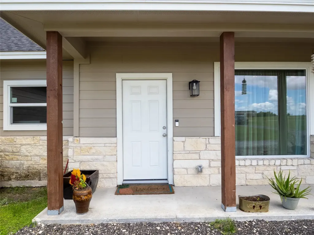 140 Daniel Drive Bertram TX 78605