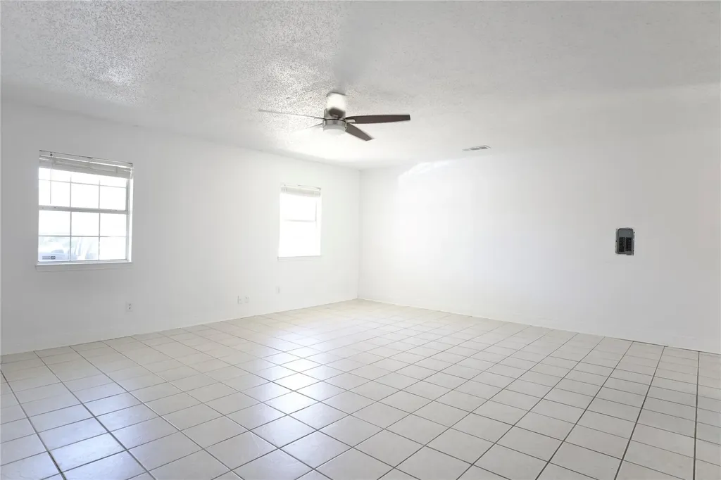 618 Bent Wood Drive Leander TX 78641