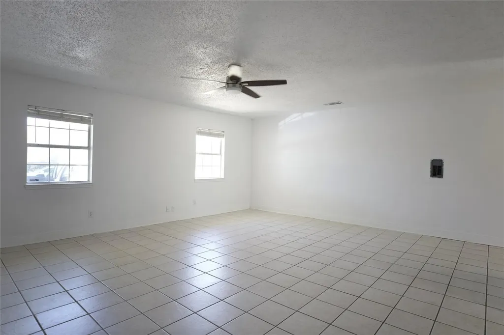 618 Bent Wood Drive Leander TX 78641