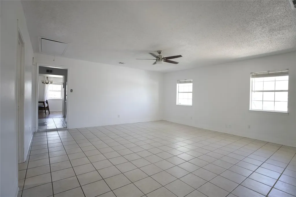 618 Bent Wood Drive Leander TX 78641