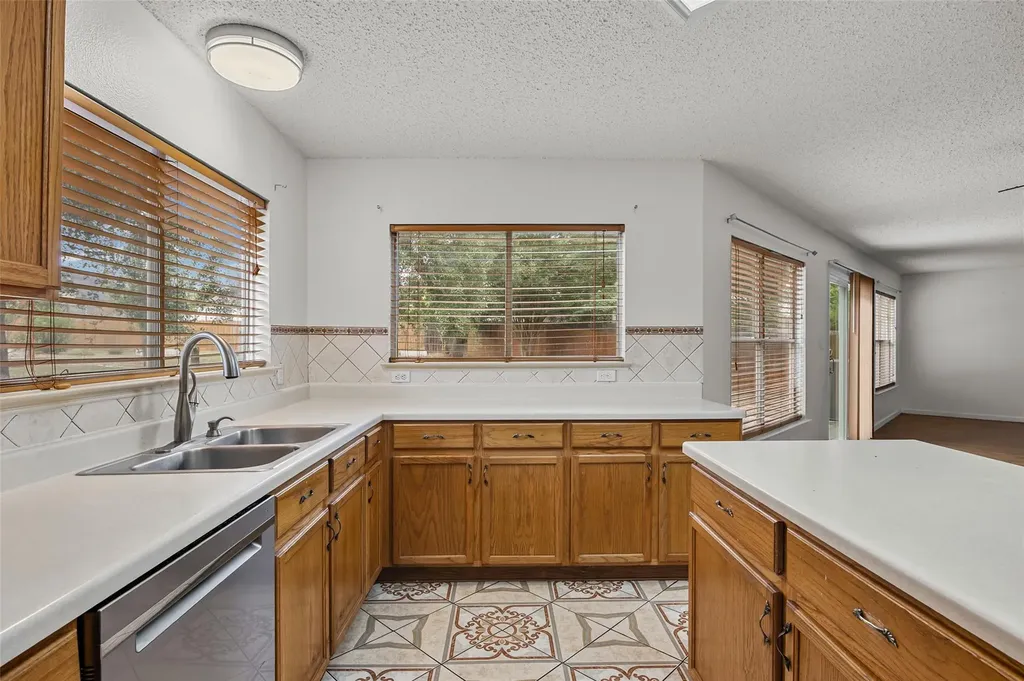 805 Catumet Drive Pflugerville TX 78660
