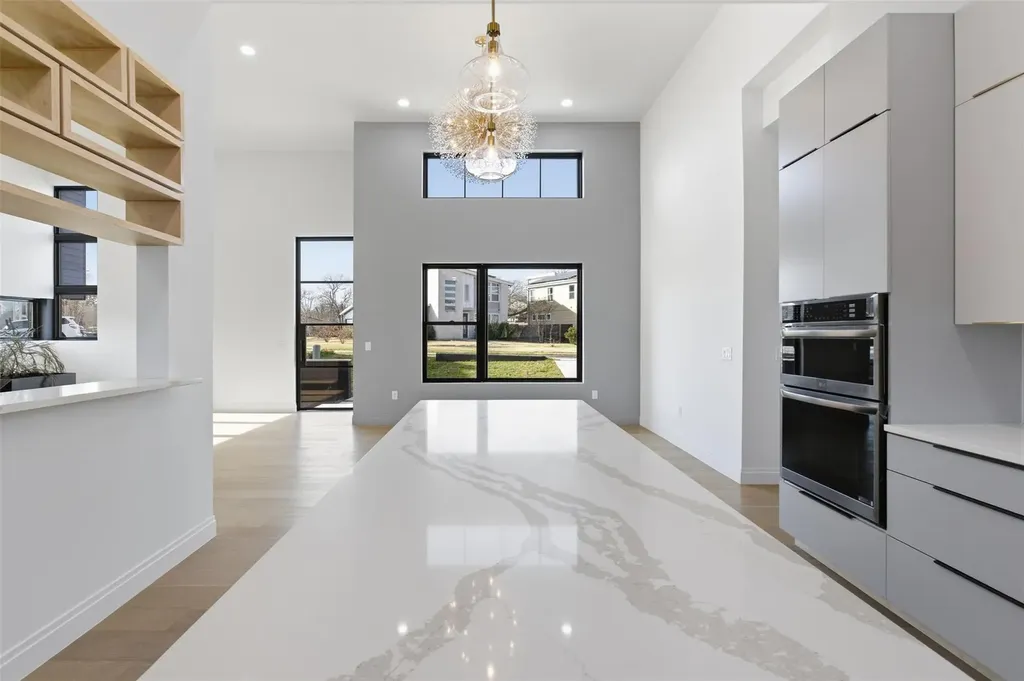 5013 Rob Scott Street Austin TX 78721