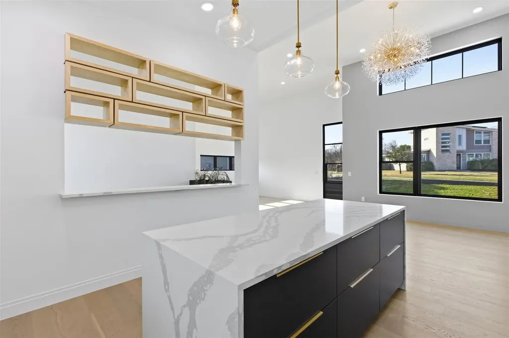 5013 Rob Scott Street Austin TX 78721