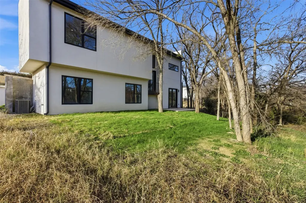 5013 Rob Scott Street Austin TX 78721