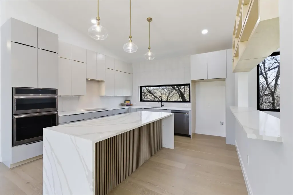 5013 Rob Scott Street Austin TX 78721