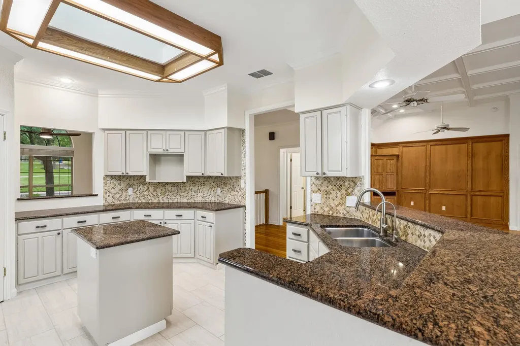 11005 Callanish Park Drive Austin TX 78750