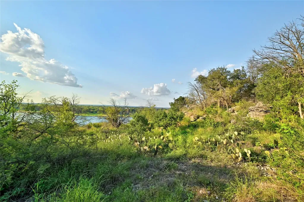 1711 W Fm 2147 Marble Falls TX 78654