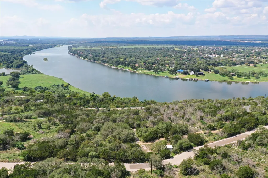 1711 W Fm 2147 Marble Falls TX 78654
