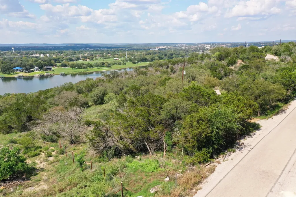 1711 W Fm 2147 Marble Falls TX 78654