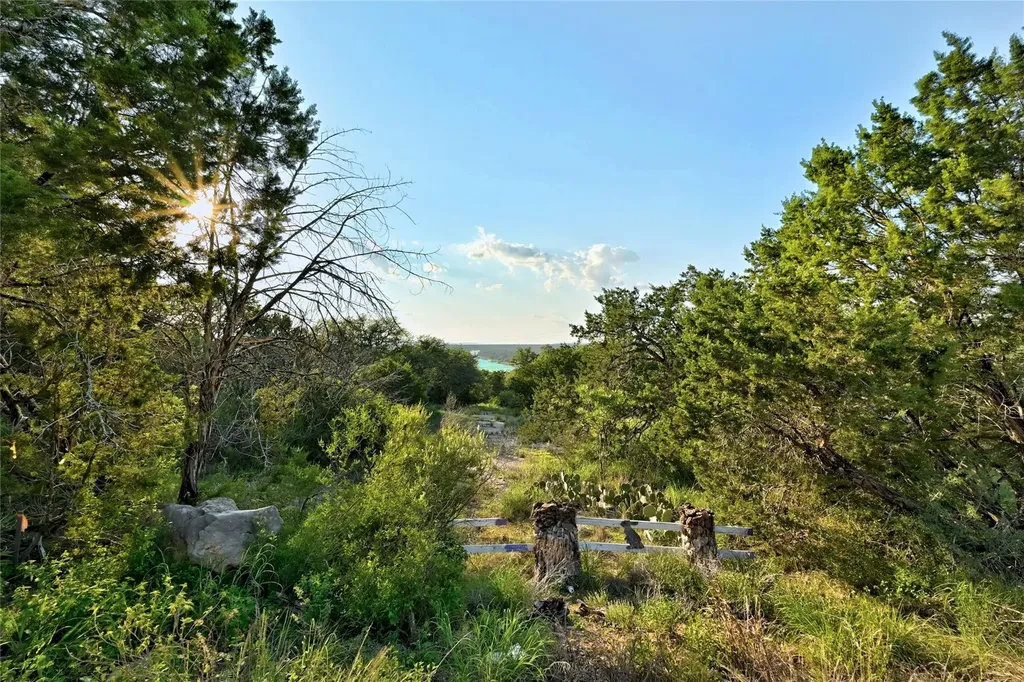 1711 W Fm 2147 Marble Falls TX 78654