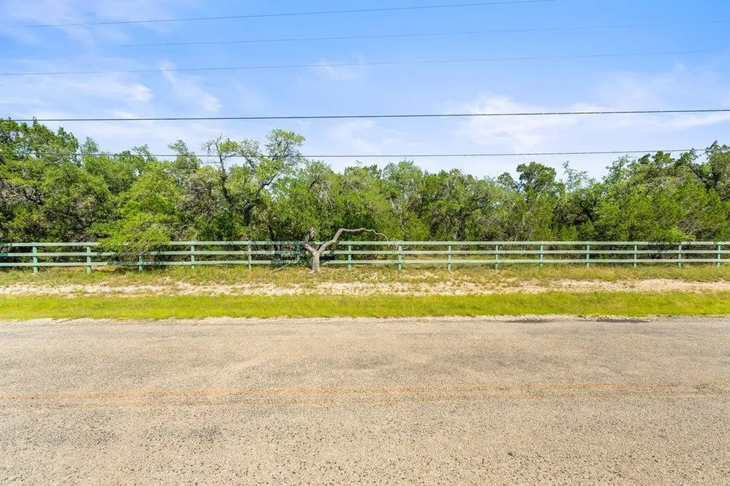300 Stonegate Lane Dripping Springs TX 78620