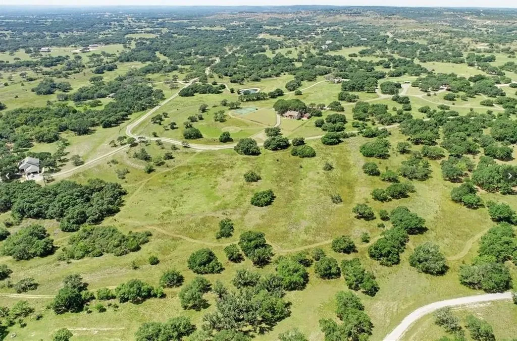 920 Crosswind Drive Blanco TX 78606