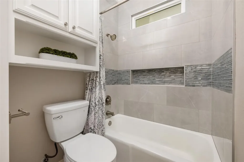 5805 Buckpasser Cove Austin TX 78746