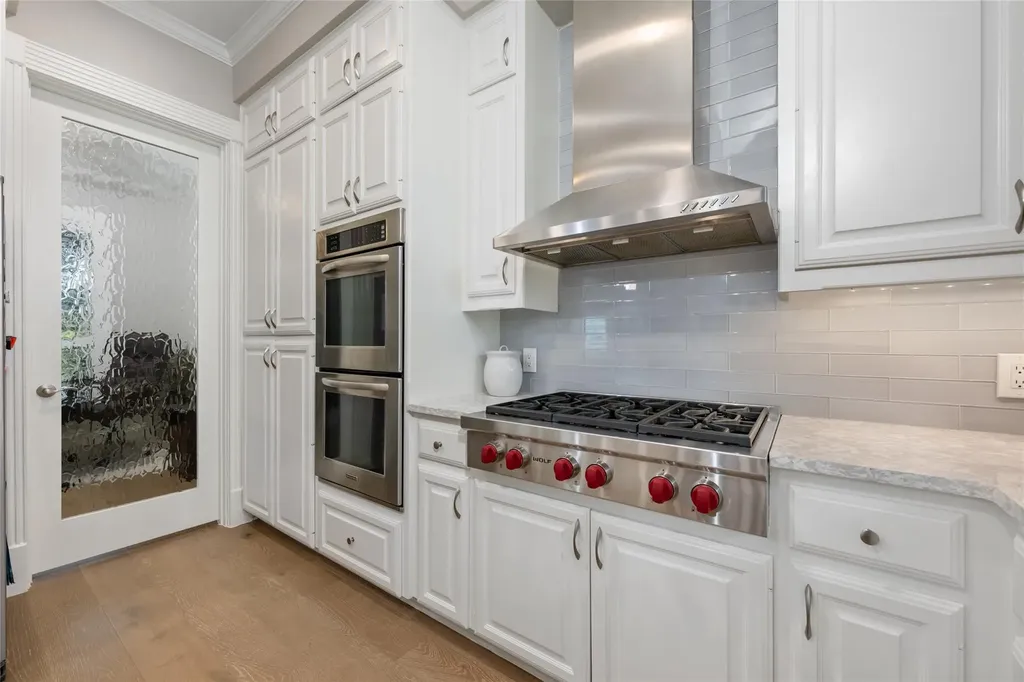 5805 Buckpasser Cove Austin TX 78746