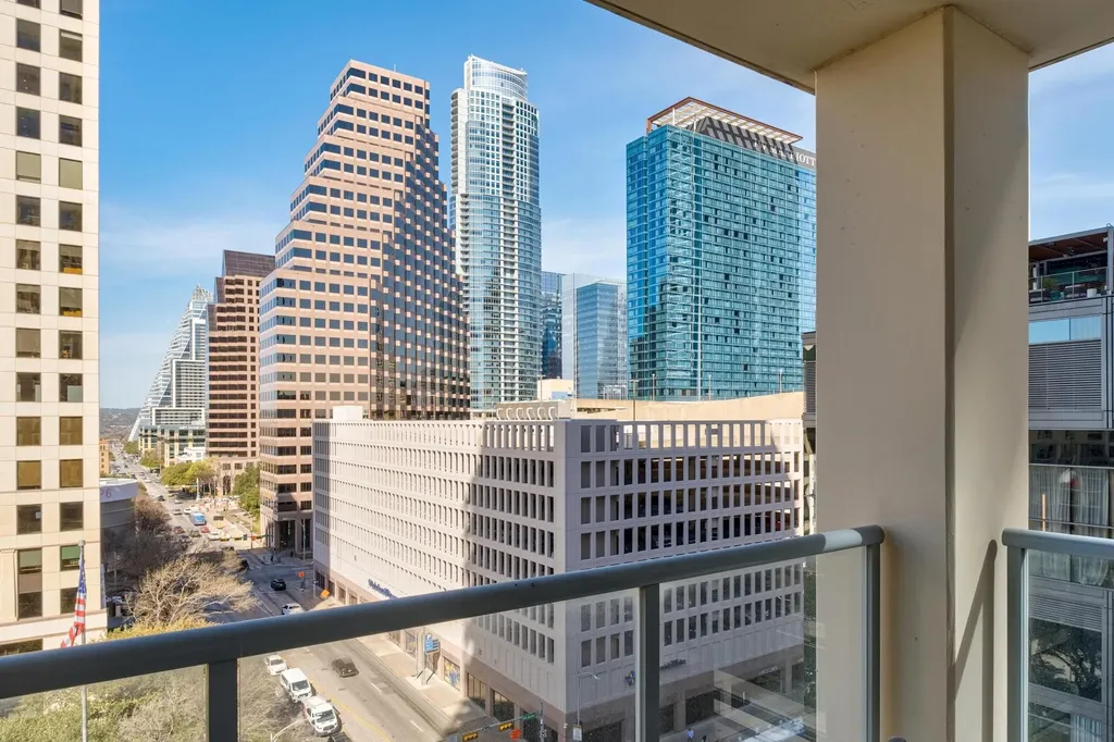 98 San Jacinto Boulevard Austin TX 78701