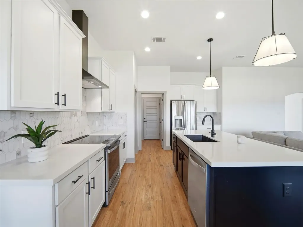 101 N Jerry Gray Blanco TX 78606