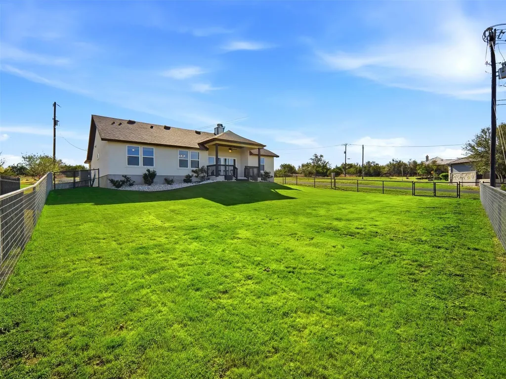 101 N Jerry Gray Blanco TX 78606