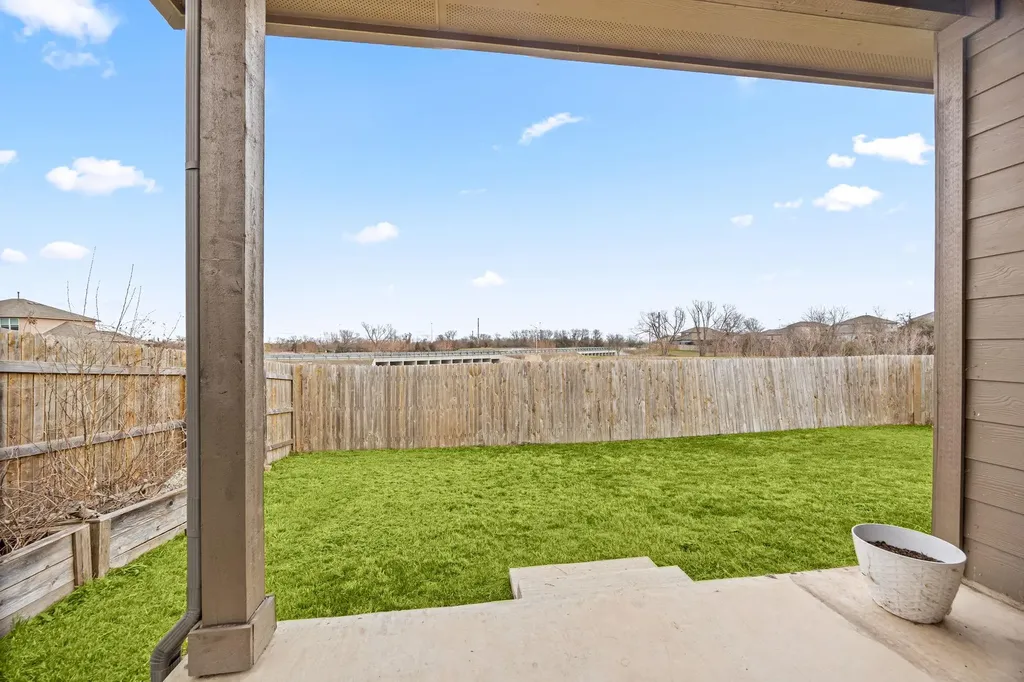 152 Cibolo Creek Drive Kyle TX 78640