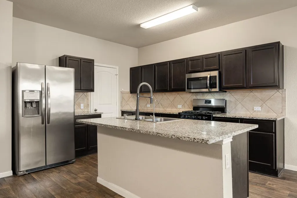 152 Cibolo Creek Drive Kyle TX 78640