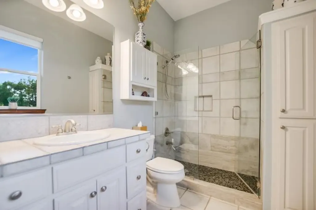 202 Big Sky Horseshoe Bay TX 78657