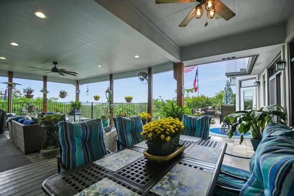 202 Big Sky Horseshoe Bay TX 78657