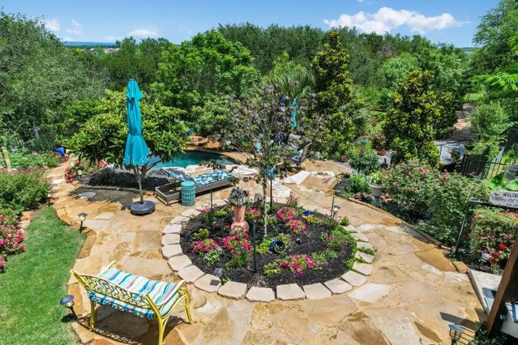 202 Big Sky Horseshoe Bay TX 78657