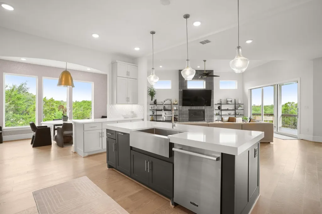 104 Lodestone Cove Austin TX 78738