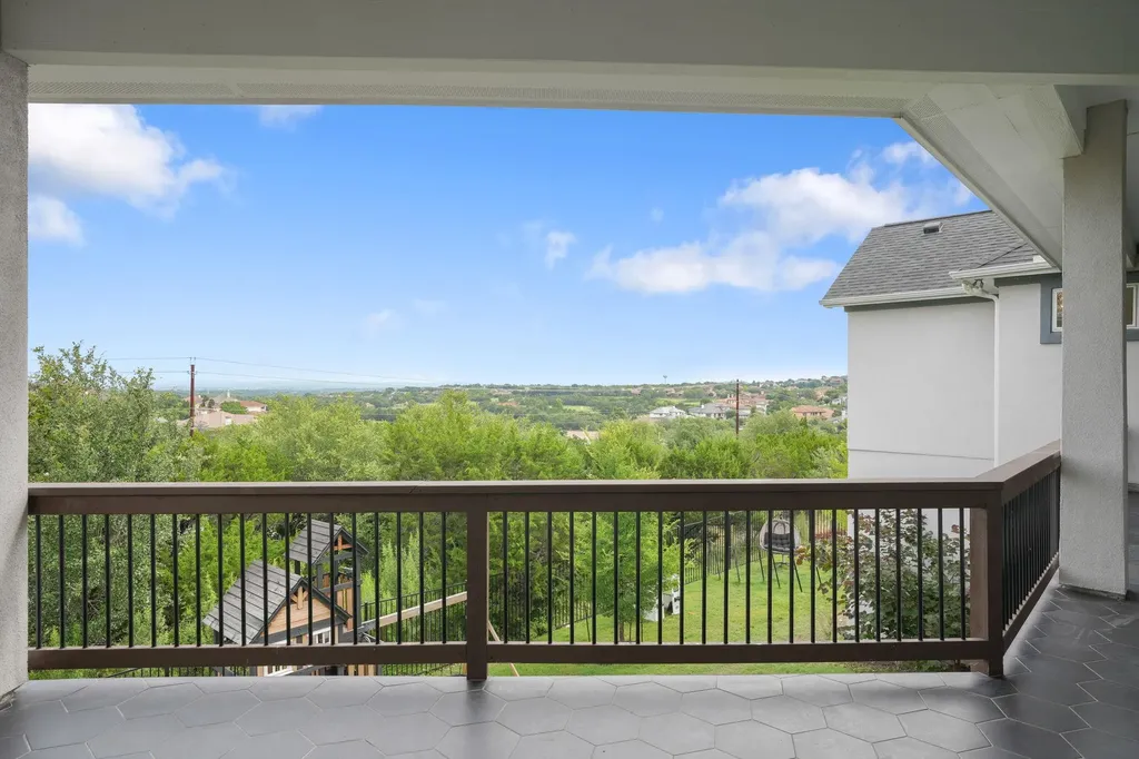 104 Lodestone Cove Austin TX 78738