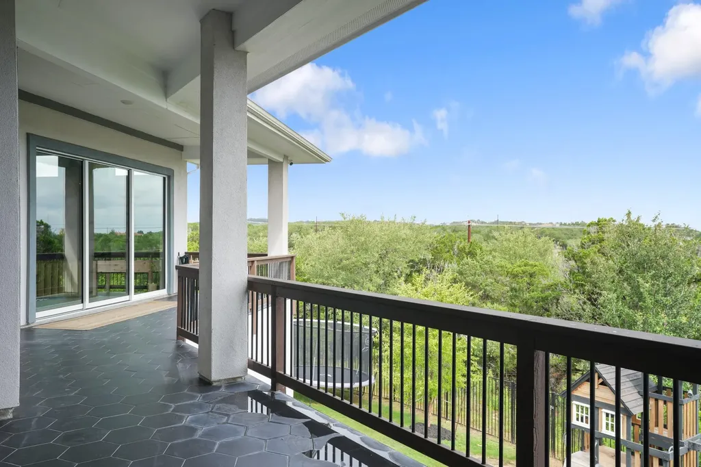 104 Lodestone Cove Austin TX 78738