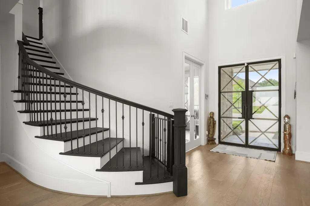 104 Lodestone Cove Austin TX 78738
