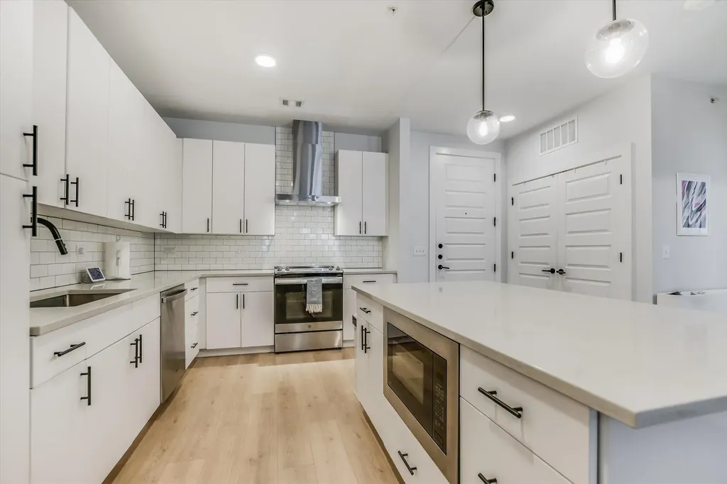 3101 Govalle Avenue Austin TX 78702