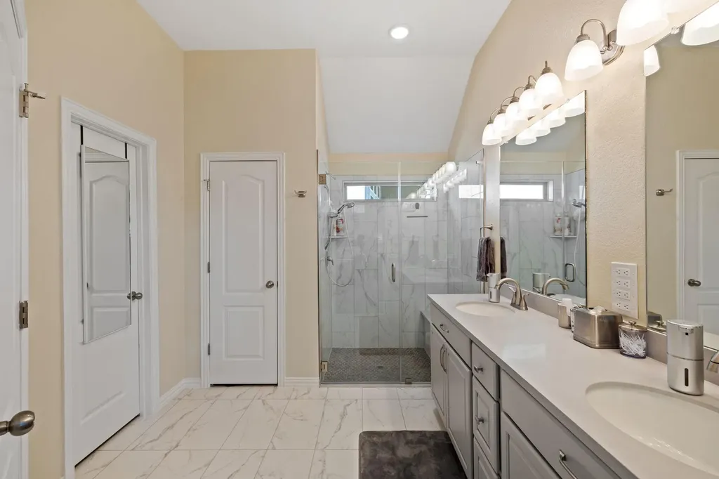 613 Sugar Cane Road Buda TX 78610